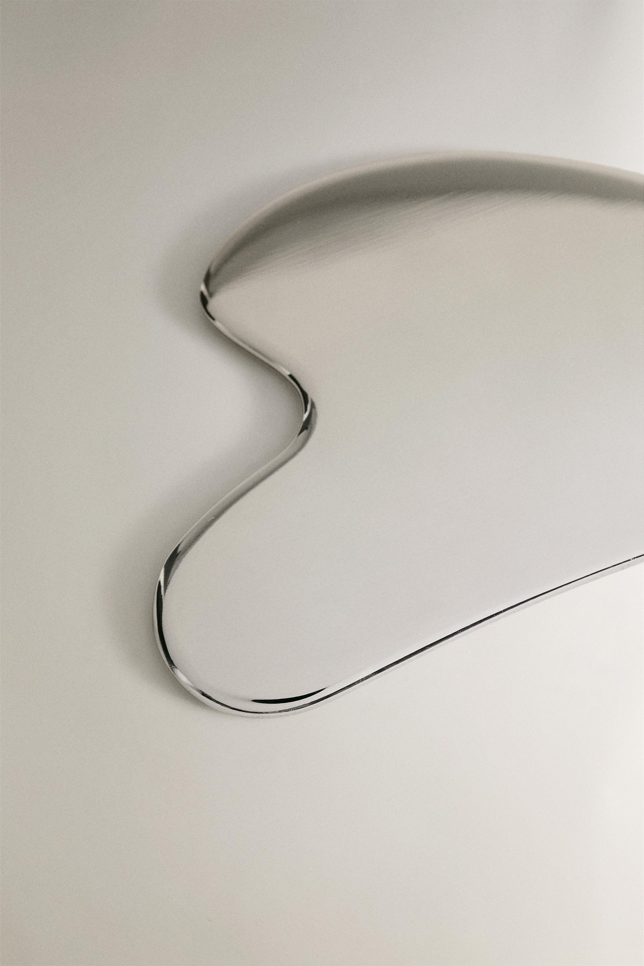 GUA SHA METAL FACIAL MASSAGER